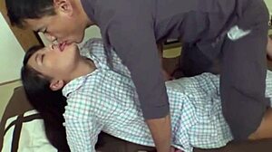 마리 카가미 미친 임신 섹스로 찢겨