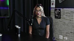 Falou sobre mulheres peludas recebeu mensagens tem os ataques na internet - naomi campos sheer red