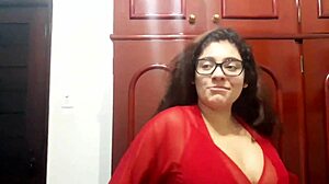 Flakael shows Bia his blowjob skills