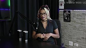 Falou sobre mulheres peludas recebeu mensagens tem os ataques na internet - naomi campos sheer red