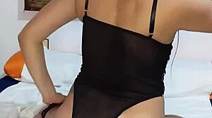 big ass colombian says 'watch me shake my ass for you'