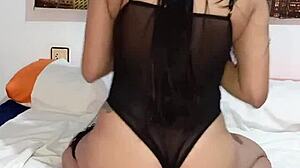 big ass colombian says 'watch me shake my ass for you'