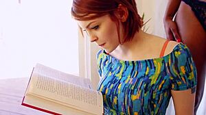 Are lesbians Bree Daniels and Nilah Summers home alone?