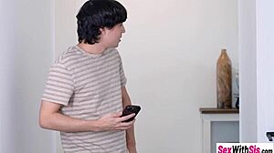 Hot Stepsister Teen Comes Horny And Wet For Hardcore Fucking