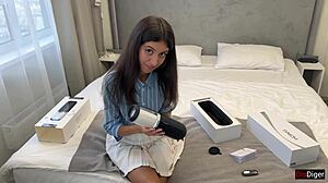 I received a powerful cumshot from my new toy svakom alex neo 2