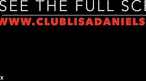 Lisa Daniels Gets Facial From Dillinger!