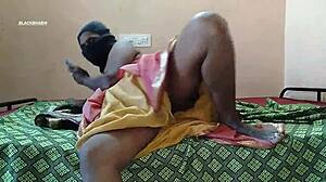 aunt's pussy so thirsty, wanna masturbate?