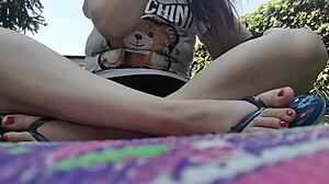 NICOLETTA'S YOGA JOURNEY WITH DIRTY FEET