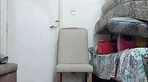 Ruiva gets cum in pussy twice!