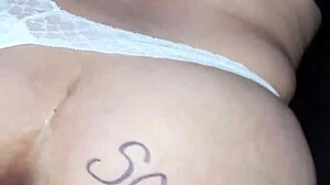 i fuck rich sluts with big asses