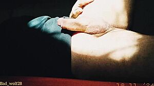 bad wolf28 gives handjob at sunset