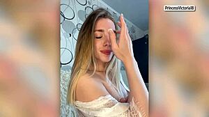 vikusik22a wants sex and masturbates her pussy a little