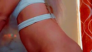 I am masturbating so good as a rich transsexual