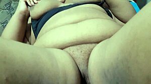 Professora receives a surprise and has a great squirt