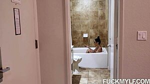 emotional milf dava foxx rides after practice, feeling her natural tits bounce