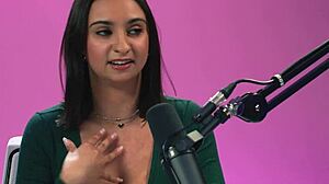 Exclamatory-Raw Up Close How Women Orgasm with Huge Natural Tits Hailey Rose Solo Masturbation Full Scene