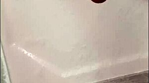 showering my dick with blonde bodybuilder