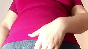 Blonde Pretty Latina Colombian Madrastra With Giant Cameltoe Masturbates For Her Hijastro In Marked Leggings