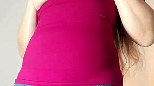 Blonde Pretty Latina Colombian Madrastra With Giant Cameltoe Masturbates For Her Hijastro In Marked Leggings