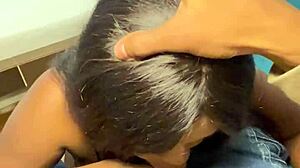 Colombiana pide domicilio y paga con sexo caliente.