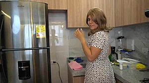 big ass stepmom accepts creampie from stepsons friend!