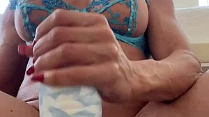 yes it fits and feels so good in my pussy