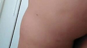 i'm danando this pelada's tits and ass, and it's so emotional for me to do this to her now