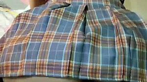 ngentot sampai crot didalam memek istri teman