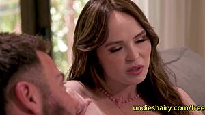 LOVELY TEEN SUCKS HUGE DICK AND RIDES HARD!