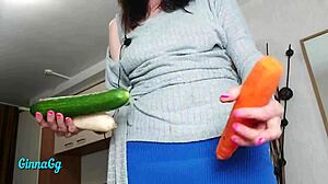 Mature Woman with Blue Eyes Fingers Her Swollen Pussy to Squirt. Huge Juicy Cunt in Solo Action.