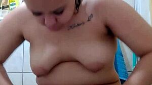 gordinha safada trades pussy for depilatory cream deal