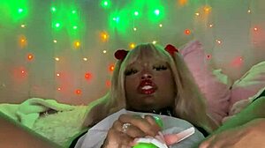 misa cums hard in cosplay