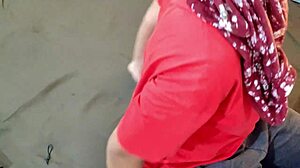 This hot malaysian woman gets creampie in bedroom