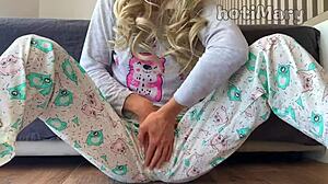 Petite School Girl Masturbates to Squirt?