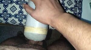 I love the creamy fuck with big cock and pussy