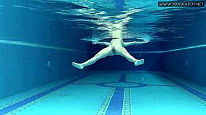 i'm lady dee that cute shy czech teen 18+ swimming