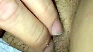 I love playing with my pussy