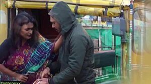 Auto driver bangs beautiful passenger bhabhi in doggystyle with clear audio