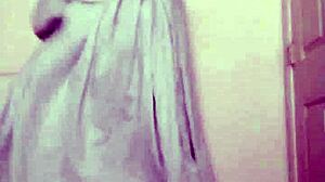 i uh feel white yellow orange red like sun and uh slower dance to song 2