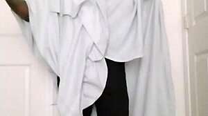 i uh feel white yellow orange red like sun and uh slower dance to song 2