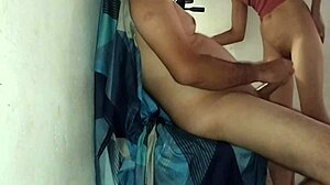 la puta de mi hermanastra rompe pantie y monta mi polla sin condon