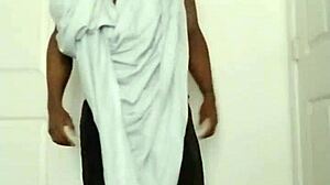 i uh feel white yellow orange red like sun and uh slower dance to song 2