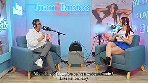 Colombian Loren Late rides fuck machine to 7 orgasms! 😍