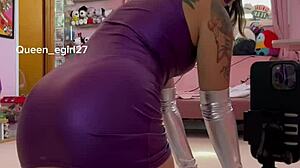 Starfire rides dildo in cosplay with big ass and toys