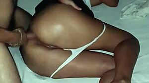 aguantadora del culo av�a sido la putita de mi hijastra le doy sin protecci�n por el culo para no embarazarla