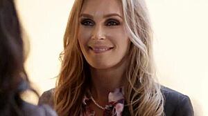 Busty Stepmom Gets Fingered And Toyed By Stepdaughter In Lesbian Scene