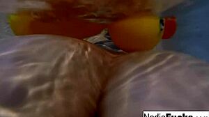 Sexy Nadia takes a bath with some rubber duckies 🛁🦆