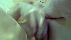 Sexy Nadia takes a bath with some rubber duckies 🛁🦆