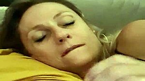 Aline giving Flavio a handjob before they sleep!