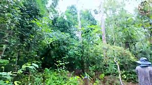 i'm walkin in the forest with thai girl, we stop for rough doggystyle sex before pickin mushrooms... oh man, 4k sound so good!!